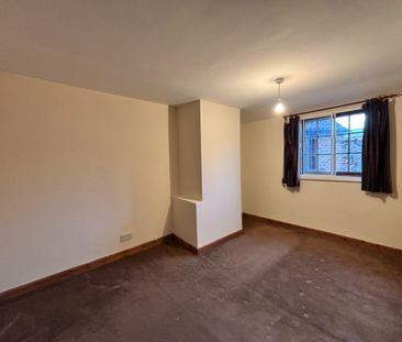 Stodman Street, Newark, Nottinghamshire, NG24 - Photo 3