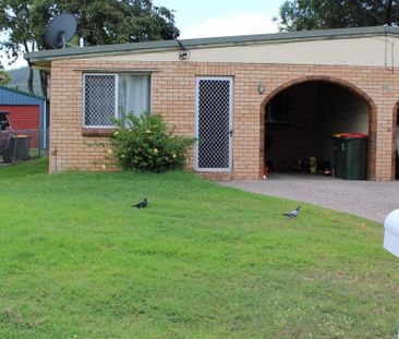 Low-Set Brick Unit in Convenient Location - Photo 5