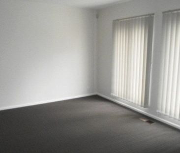 2/2 Ascot Court, Glen Waverley - Photo 2