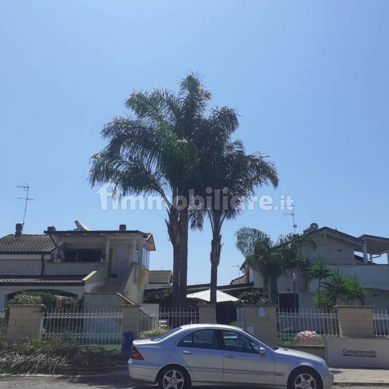 Villa unifamiliare via Catone 84, Lido, Policoro - Photo 1
