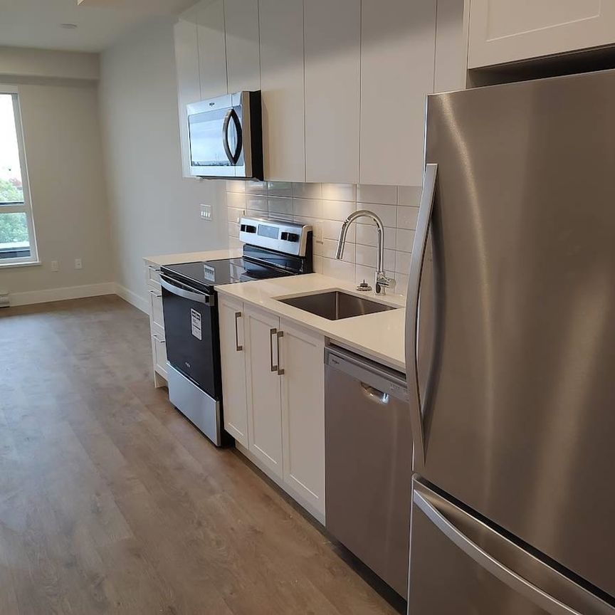 1942 Starling Drive #305, Tsawwassen, BC V4M0A8 - Photo 1