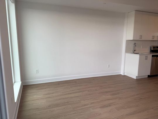 For Lease - 3240 William Coltson Avenue Unit# 1106, Oakville, Ontario - Photo 1