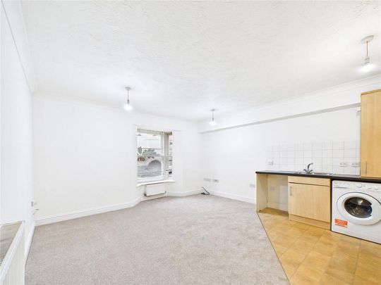 1 bedroom maisonette to rent - Photo 1