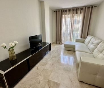 1 Bedroom Apartment For Rent in Estepona, Málaga - Photo 2