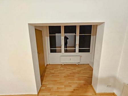 Sehr schöne 3-Zimmer Wohnung mit Einbauküche und Loggia - Foto 5