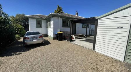 Fantastic Family home - Photo 2