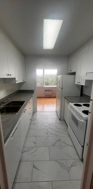 GRAND APPARTEMENT 4½ À LOUER – 5160, AV. - Photo 1