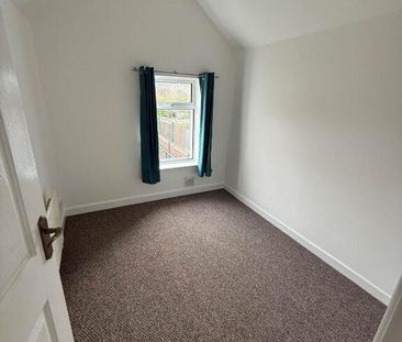 2 Dromore Street, Cregagh, Belfast, BT6 8PF - Photo 3