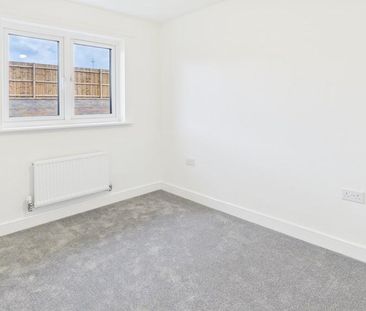 3 bedroom end of terrace house to rent - Photo 6