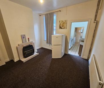 Carmelite Road, Coventry, Cv1 2bx - Photo 1