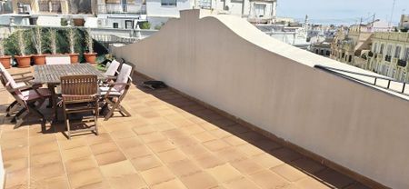 3 room luxury penthouse for rent in Valencia - Photo 3