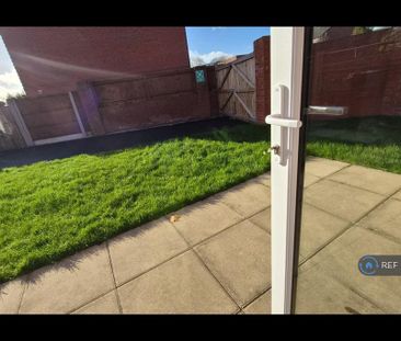 3 bedroom end of terrace house to rent - Photo 5