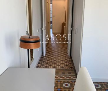 Flat 107m² with terrace to rent in El Raval, Barcelona - Photo 1