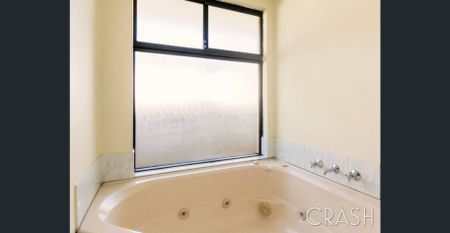 21 McNairn Cross, Leda, WA 6170 - Photo 4