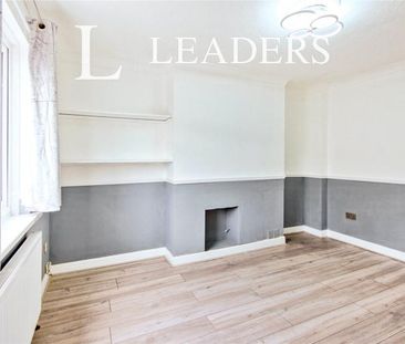 2 bedroom house to rent Ockelford Avenue, Chelmsford, CM1 - Photo 1