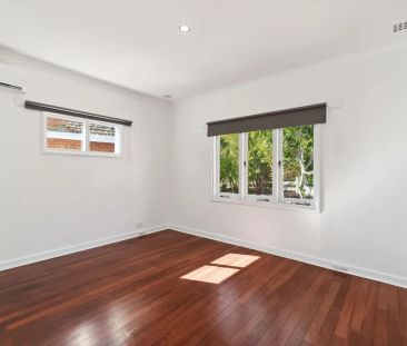 298 Epsom Avenue, Cloverdale. - Photo 5