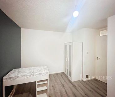 2 bedroom terraced house to rent - Photo 6