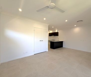 Modern 3-Bedroom Family Home with Ducted Air and Stylish Finishes - Photo 2