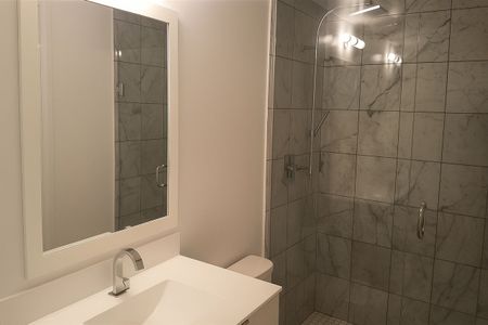 For Lease - 56 Annie Craig Drive Unit# 1209, Toronto, Ontario - Photo 2
