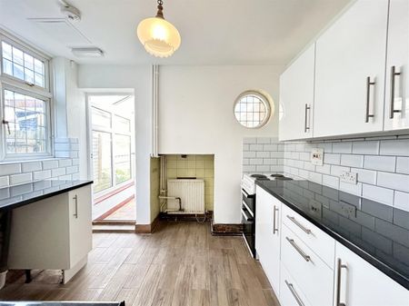 1 Bedroom Room To Let - Photo 4