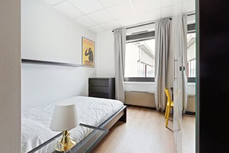 Via Privata Deruta, Milan, Lombardy 20132 - Photo 2