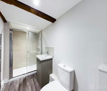 Semi-detached house to rent on - Photo 3