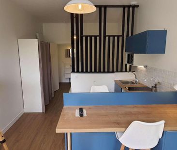 Location Appartement 1 pièce 24m² CHANGE 53810 - Photo 3