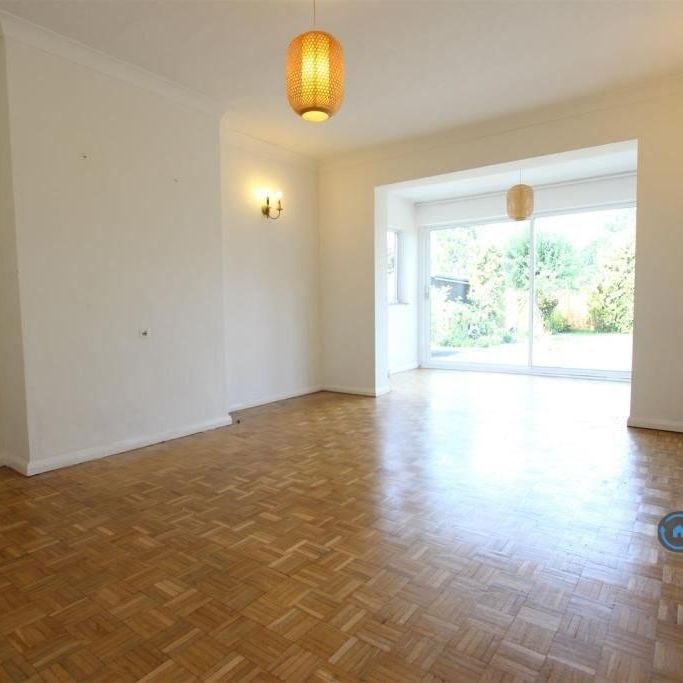2 bedroom maisonette to rent - Photo 1
