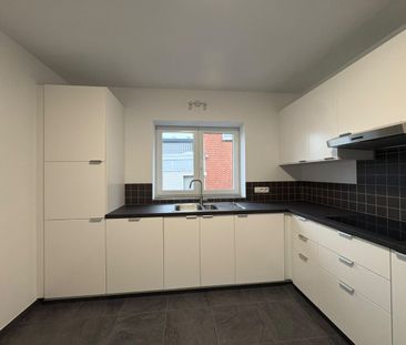 Volledig gerenoveerde woning met 3 slpks en tuin in Zepperen - Photo 6
