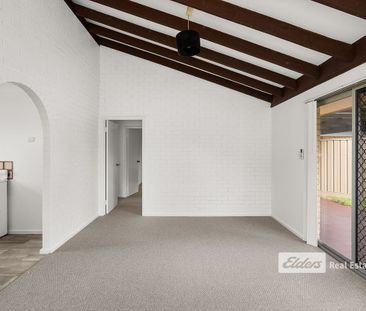 LOW MAINTENANCE 2X1 - Photo 2