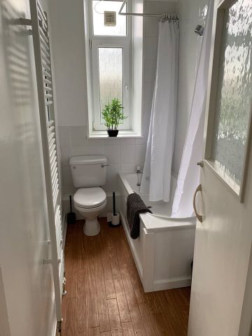 2 Bed Flat, Union Grove, AB10 - Photo 5