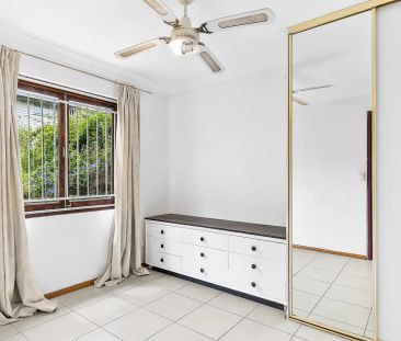 Ground floor Fairfield Convinence - Photo 2