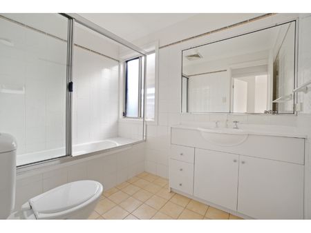 6/9-11 Hathern Street, Leichhardt NSW 2040 - Townhouse For Rent | Domain - Photo 5
