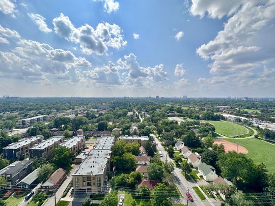 For Lease - 25 Greenview Avenue Unit# 2018, Toronto, Ontario - Photo 1