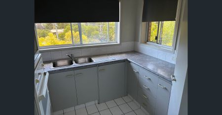 2 Bedroom Unit in gated secure complex - Photo 4