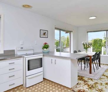 3-Bedroom House for Rent in Burnside School Zone, Unfurnished - Photo 4