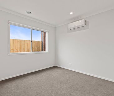 Rooming House in Prime Lara Location (Rooms Only) - Photo 3