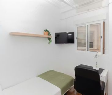 Carrer de la Font Roja, Valencia, Valencian Community 46007 - Foto 1