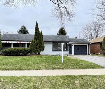 For Lease - 5866 Valley Way Unit# LEGAL BASEMENT, Niagara Falls, On... - Photo 5