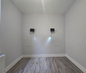 3 Bed Flat, Stuart Crescent, N22 - Photo 3