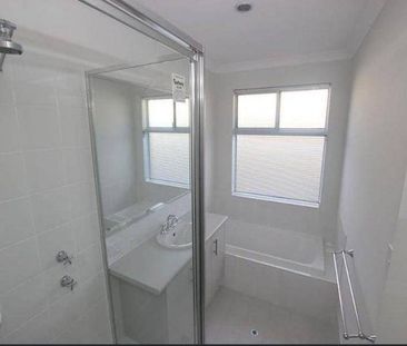 Front-Facing 3×2 Villa with Big Courtyard & Double Garage - Photo 5