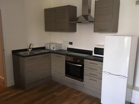 2 Bed Student Accommodation - Photo 5