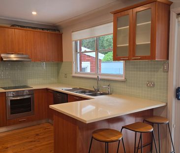 2 Garden Grove, Beverly Hills NSW 2209 - House For Rent | Domain - Photo 5