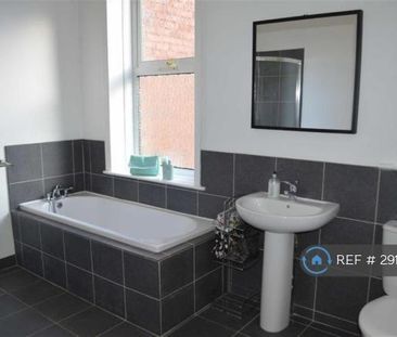 3 bedroom terraced house to rent - Photo 6