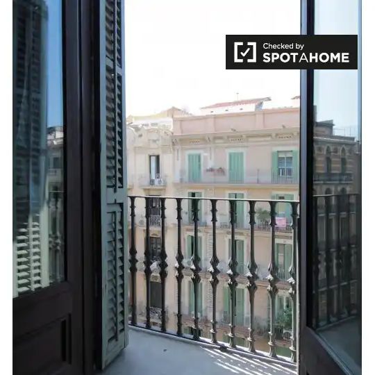 Barcelona - Photo 1