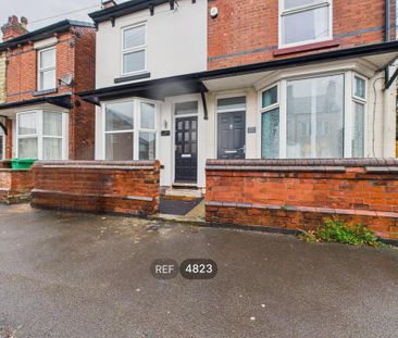 3 bedroom semi-detached house to rent - Photo 2