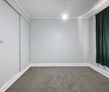 Charming Family Home in Ballarat East – Perfect for You! - Photo 3