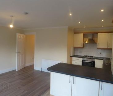 30 Richmond Park, Upper Lisburn Road, Belfast, BT10 0HB - Photo 6