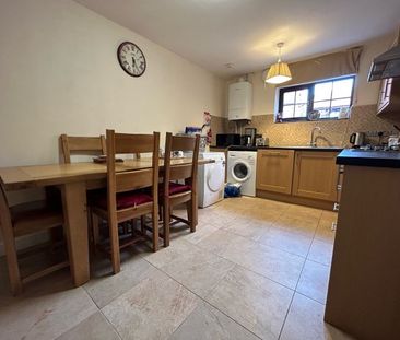 Arden House, Stratford-upon-Avon, CV37 - Photo 3