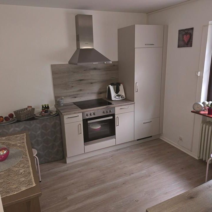 Traumhafte Wohnung mit Blick über den Möllner Schulsee: 2-Zimmer Wohnung mit Balkon zu vermieten - Photo 1